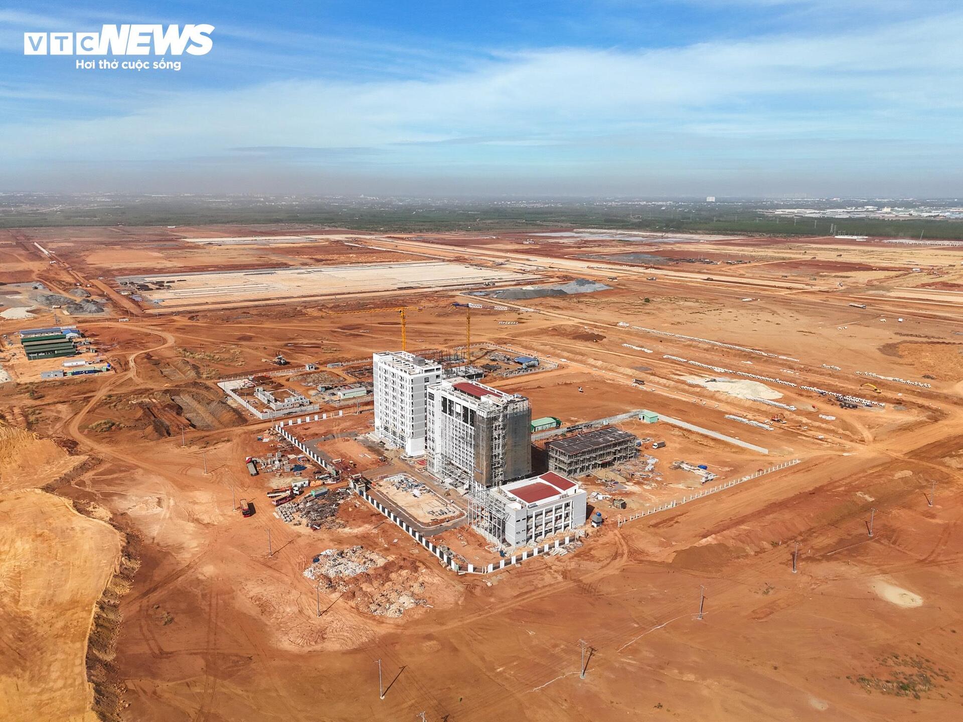 Cận cảnh tháp không lưu cao nhất Việt Nam tại sân bay Long Thành - Ảnh 3.