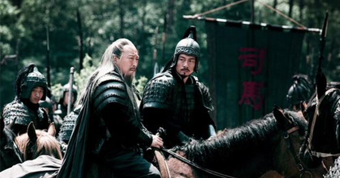 Cho&aacute;ng v&aacute;ng trước cơn b&atilde;o sa thải, nhớ &lsquo;xốc&rsquo; lại tinh thần với lời dặn của Tư M&atilde; &Yacute;: V&otilde; c&ocirc;ng cao chỉ l&agrave;m kẻ tay ch&acirc;n, tr&iacute; tuệ cao mới đứng đầu thi&ecirc;n hạ, trụ vững trước s&oacute;ng lớn- Ảnh 3.