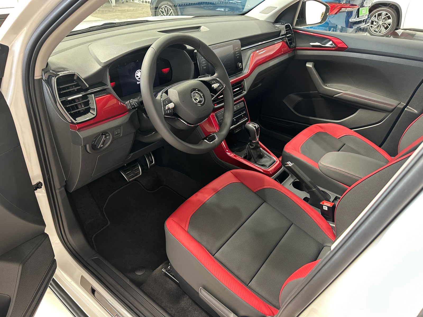 Skoda Kushaq nhận cọc tại đại l&yacute;: Gi&aacute; dự kiến khoảng 600 triệu ngang Xforce, lắp r&aacute;p, c&oacute; thể ra mắt sớm th&aacute;ng sau- Ảnh 12.