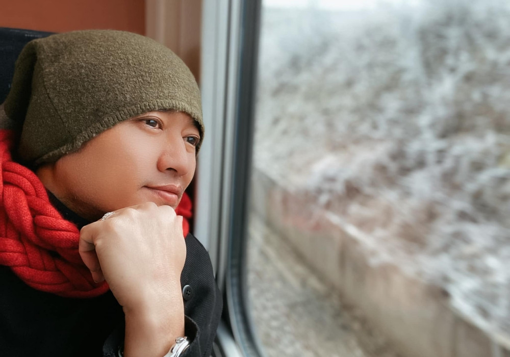 Qu&yacute; B&igrave;nh v&agrave; vợ doanh nh&acirc;n hơn 7 tuổi: Vượt l&ecirc;n dư luận suốt 5 năm, x&oacute;t xa chi tiết về con trai 3 tuổi- Ảnh 6.