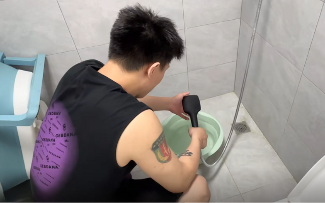 Chàng rể 28 tuổi và mẹ vợ U50 đã sống như thế nào mà dân tình ngỡ ngàng: Hiếm ai làm được!- Ảnh 1. Chàng rể 28 tuổi và mẹ vợ U50 đã sống như thế nào mà dân tình ngỡ ngàng: Hiếm ai làm được!- Ảnh 1.