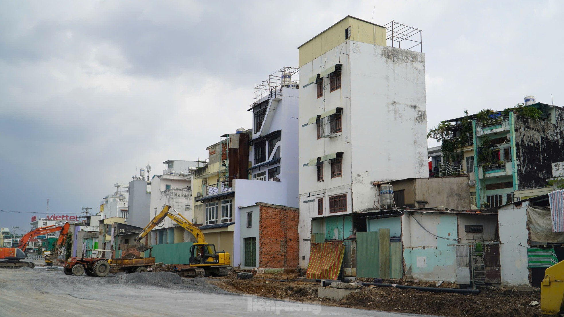 Diện mạo cầu vượt nối nhà ga T3 sân bay Tân Sơn Nhất - Ảnh 12.