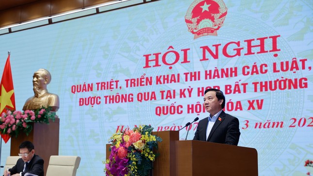 Kỳ họp Quốc hội thứ 9: Sửa đổi Hiến pháp và tổ chức bộ máy mới - Ảnh 1.