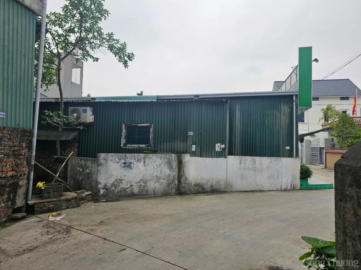 Xôn xao hình ảnh nhà máy sản xuất sản phẩm tăng cường sinh lý "công nghệ Hàn Quốc" của vợ chồng Phú Lê - Ảnh 4. Xôn xao hình ảnh nhà máy sản xuất sản phẩm tăng cường sinh lý "công nghệ Hàn Quốc" của vợ chồng Phú Lê - Ảnh 4.