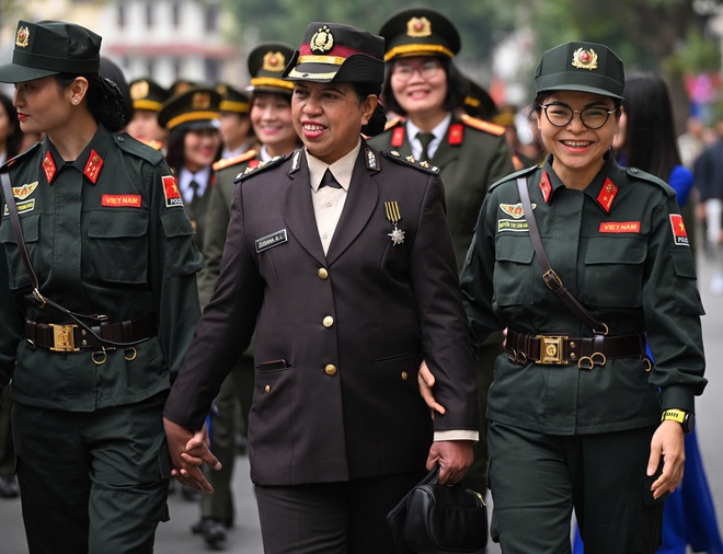 C&aacute;c nữ sĩ quan xinh đẹp Đơn vị Cảnh s&aacute;t G&igrave;n giữ h&ograve;a b&igrave;nh số 1 Việt Nam- Ảnh 9.