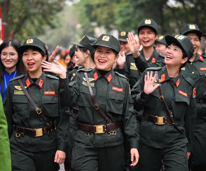C&aacute;c nữ sĩ quan xinh đẹp Đơn vị Cảnh s&aacute;t G&igrave;n giữ h&ograve;a b&igrave;nh số 1 Việt Nam- Ảnh 13.