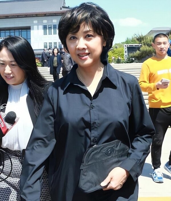 &ldquo;Đệ nhất mỹ nh&acirc;n&rdquo; T&acirc;y du k&yacute; U80 vẫn đẹp mặn m&agrave; nhờ loại đồ uống người Việt c&oacute; nhiều- Ảnh 4.