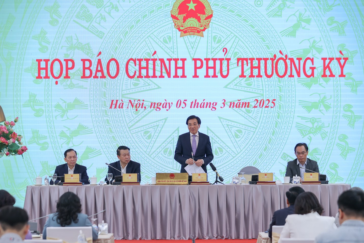 CHÍNH PHỦ TẬP TRUNG SÁP NHẬP MỘT SỐ TỈNH, KHÔNG TỔ CHỨC CẤP HUYỆN, GIẢM ĐẦU MỐI MỞ RỘNG QUY MÔ CẤP XÃ- Ảnh 7.