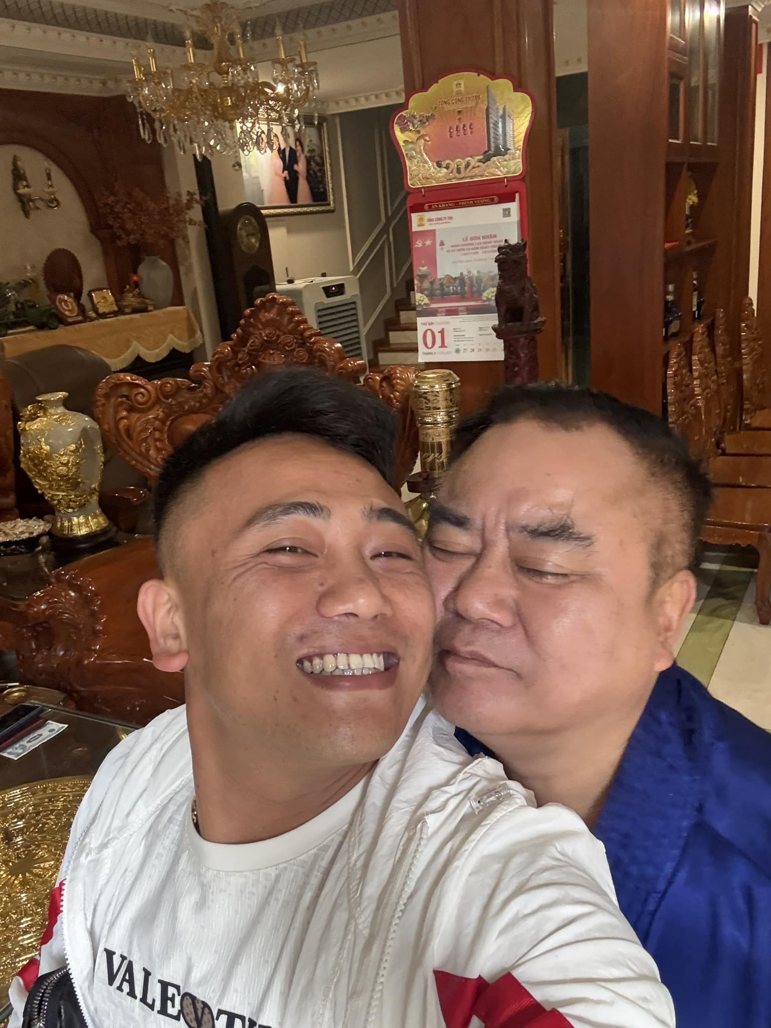 Cuộc sống tuổi xế chiều của nam Đại tá là NSND, lãnh đạo Nhà hát Chèo Quân đội sau 3 tháng nghỉ hưu - Ảnh 3.