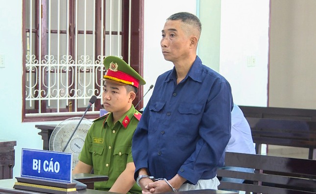 9 Năm tù cho kẻ đốt bạn nhậu vì mâu thuẫn nhỏ nhặt - Ảnh 1. 9 Năm tù cho kẻ đốt bạn nhậu vì mâu thuẫn nhỏ nhặt - Ảnh 1.