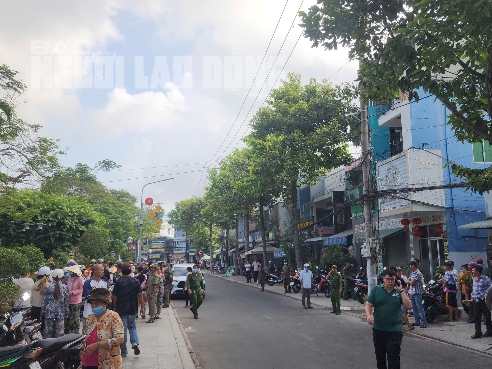 Cháy nhà Tiền Giang: 2 Thi thể được tìm thấy trong vụ cháy thương tâm - Ảnh 2. Cháy nhà Tiền Giang: 2 Thi thể được tìm thấy trong vụ cháy thương tâm - Ảnh 2.