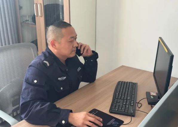 Nhận cuộc gọi lừa đảo từ nước ngo&agrave;i, su&yacute;t mất 35 tỷ đồng - Ảnh 1.