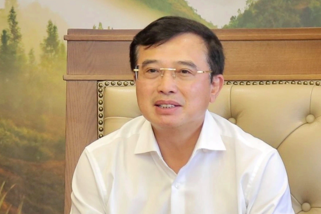 7 Luật sư bào chữa cho cựu Thứ trưởng Hoàng Quốc Vượng - Ảnh 1.