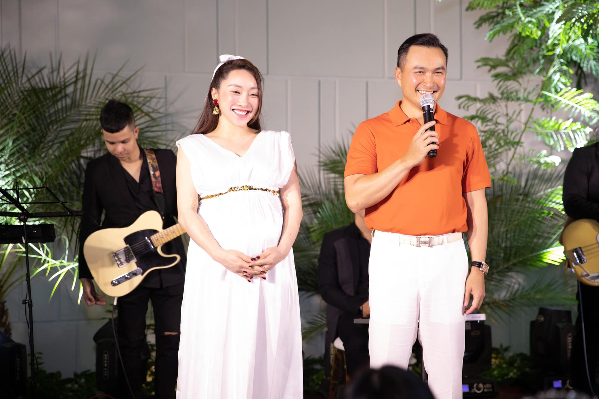 Mỹ nam Vbiz sở hữu biệt thự 1600m2, hệ sinh thái nghìn tỷ, đã đẹp trai còn diễn siêu đỉnh - Ảnh 6.