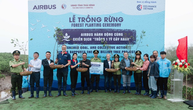 Airbus t&agrave;i trợ trồng 1.500 c&acirc;y ngập mặn - Ảnh 1.