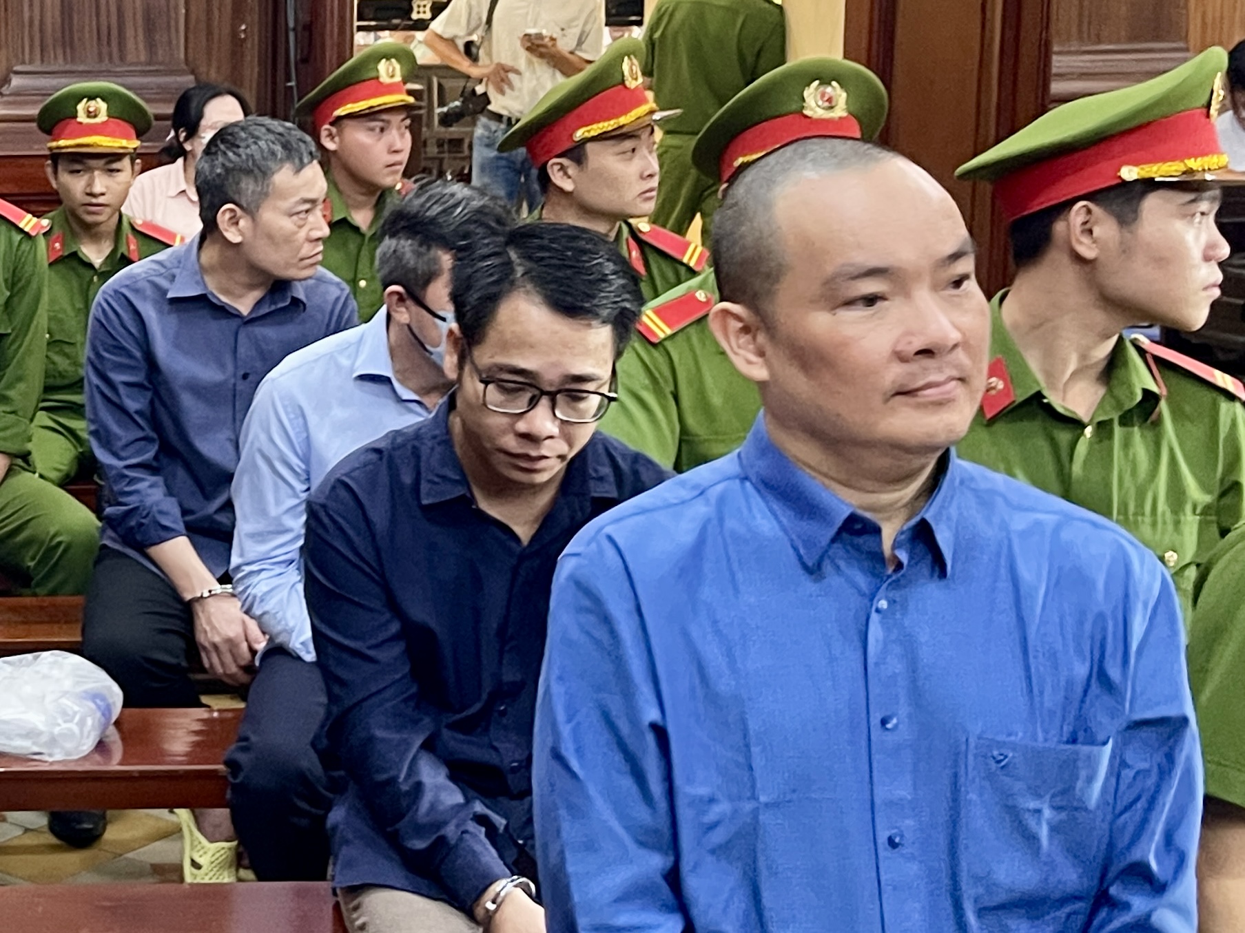 Vụ án cấp sai bằng lái xe: Quyền lợi 63 . 458 Học viên được bảo vệ - Ảnh 1.