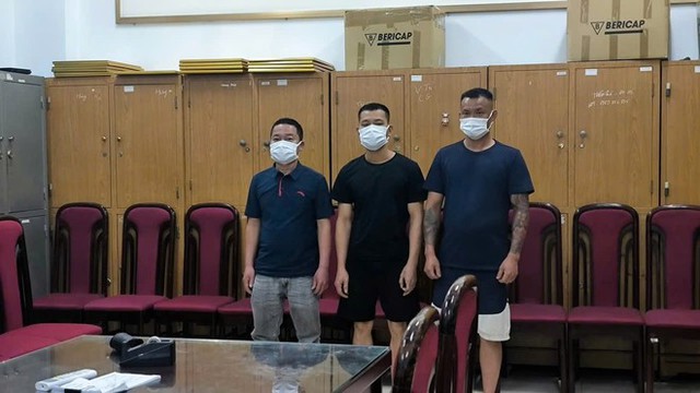 Tạm giữ nhóm "lợn rừng" có dấu hiệu "bảo kê" xây dựng ở Hà Nội- Ảnh 1.