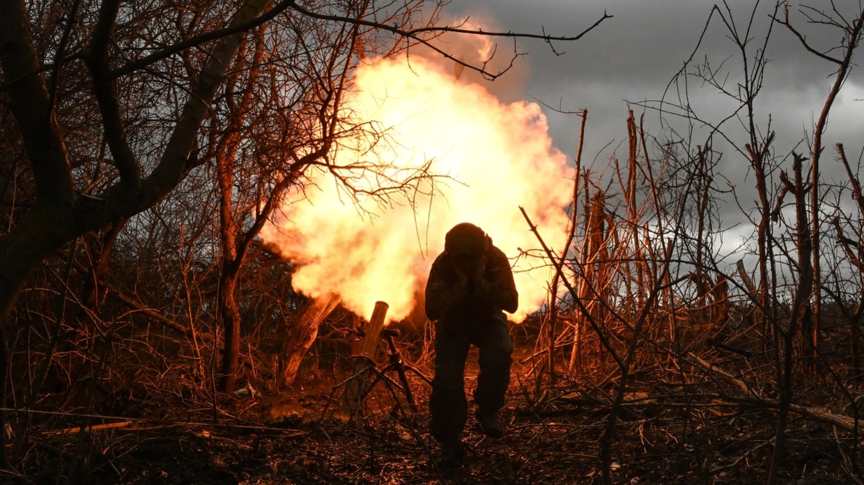 Giao tranh bi&ecirc;n giới tăng nhiệt, Nga tấn c&ocirc;ng r&aacute;o riết, Ukraine ph&aacute;o k&iacute;ch dữ dội - Ảnh 1.