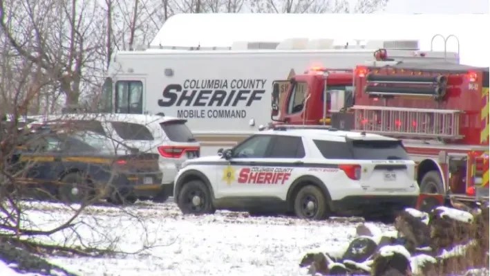 Mỹ: M&aacute;y bay chở 6 người lao xuống đất, &iacute;t nhất 1 người thiệt mạng - Ảnh 2.