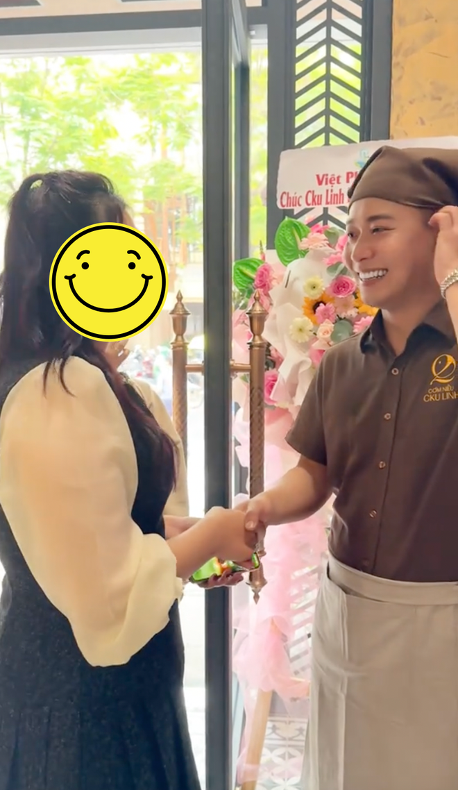 “Trưởng fan club” của Quang Linh Vlogs xin lỗi vì quảng cáo kẹo rau KERA- Ảnh 4. “Trưởng fan club” của Quang Linh Vlogs xin lỗi vì quảng cáo kẹo rau KERA- Ảnh 4.