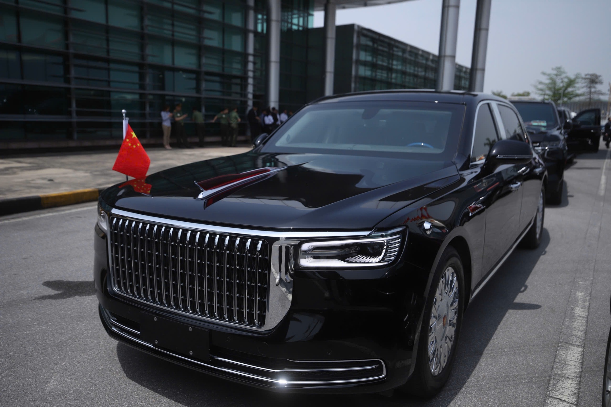 Chủ tịch nước Lương Cường đ&oacute;n Tổng B&iacute; thư, Chủ tịch Trung Quốc Tập Cận B&igrave;nh tại Nội B&agrave;i- Ảnh 3.