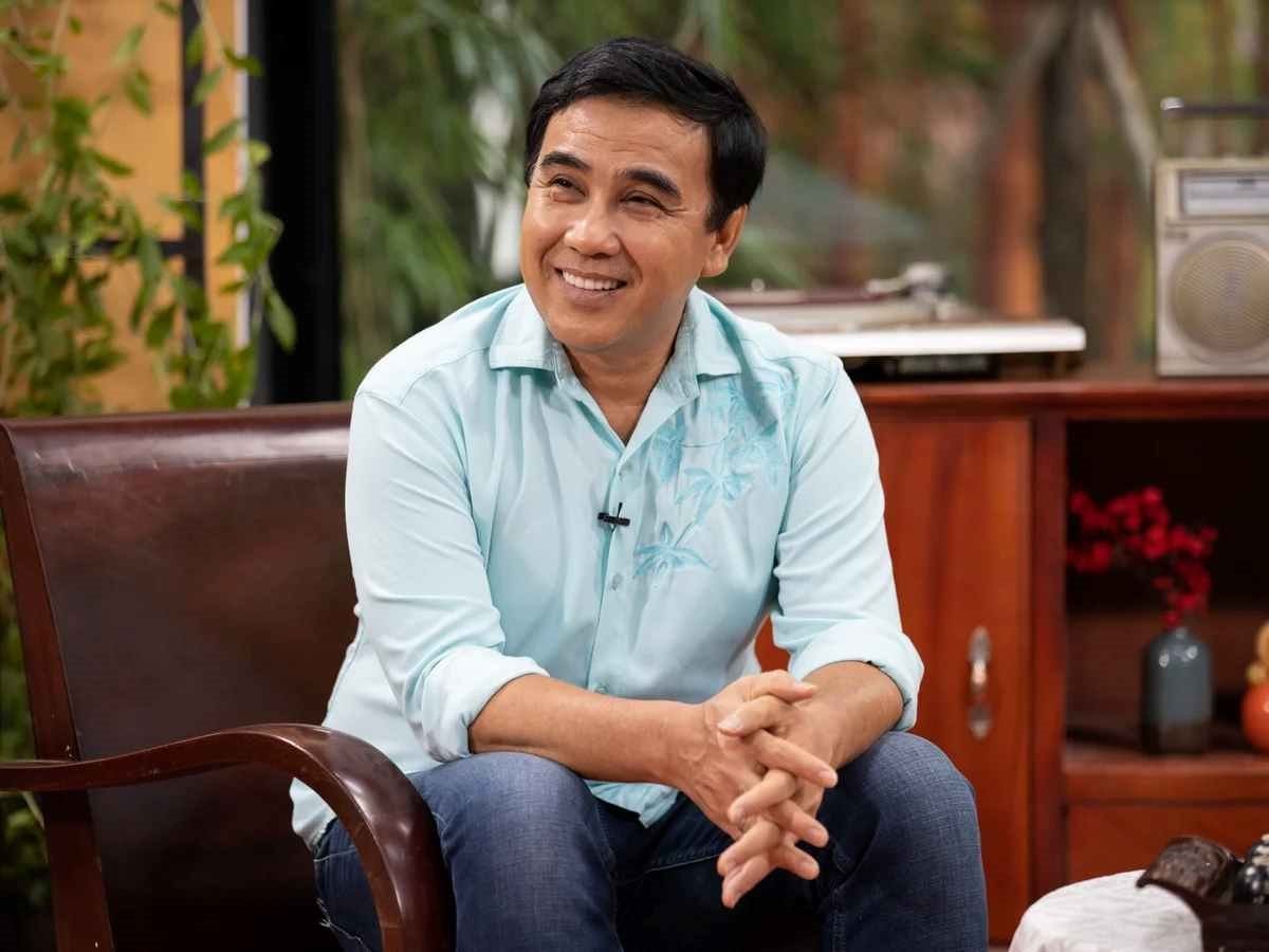 Quyền Linh trước khi bị Hoa Sen "tố" bội tín: MC giàu top showbiz, bạch dinh 21 tỷ, góp vốn nhiều công ty - Ảnh 2.