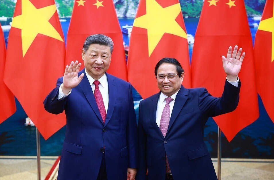 Thủ tướng tiễn Tổng Bí thư Tập Cận Bình rời Hà Nội kết thúc chuyến thăm Việt Nam - Ảnh 6.