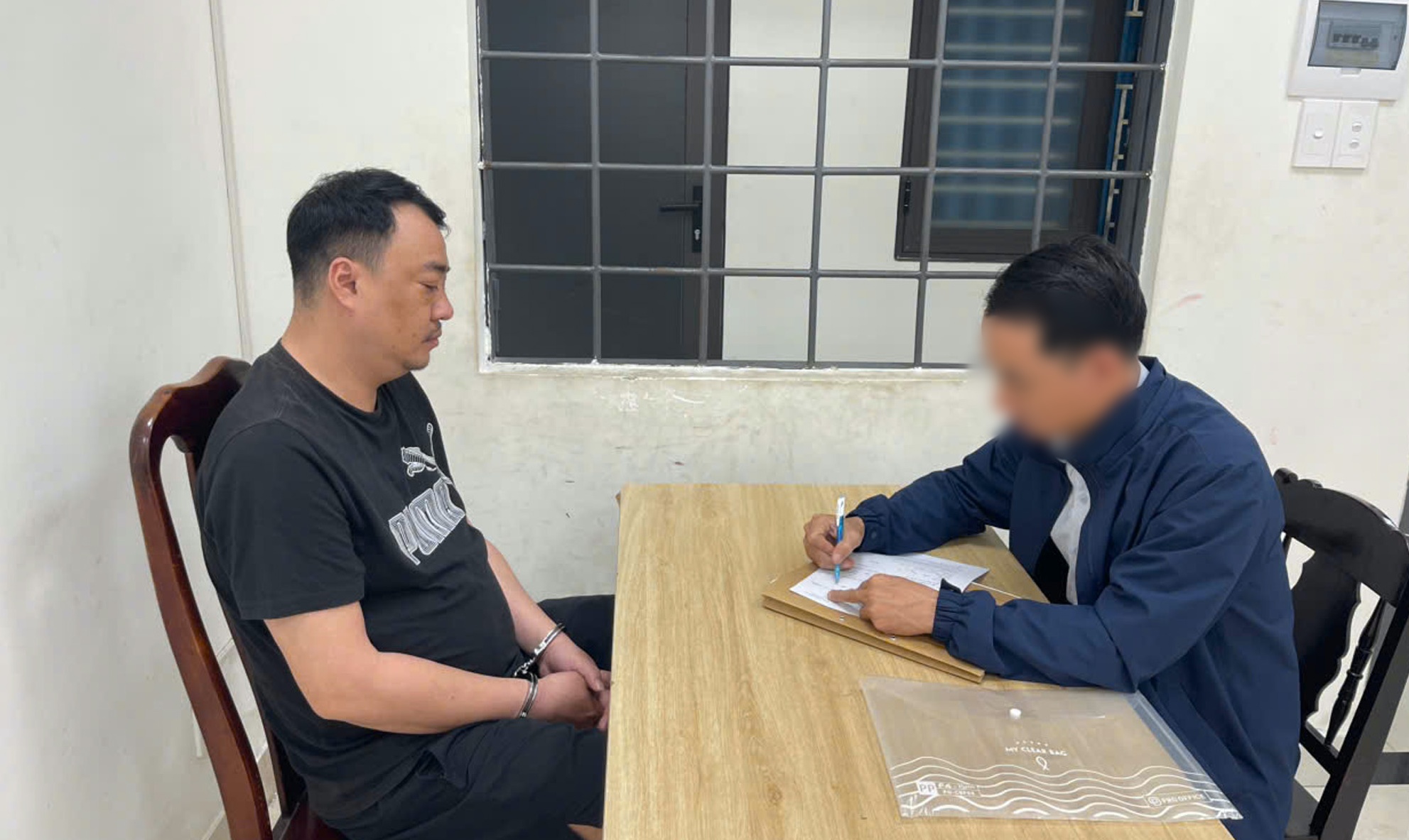 Bắt đối tượng Trần Trung Hiền truy nã đặc biệt tại Đà Nẵng - Ảnh 1.