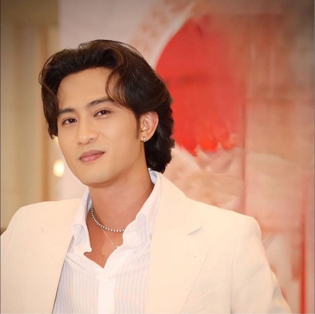 Sao nam Vbiz li&ecirc;n quan vụ quảng c&aacute;o sữa giả đăng đ&agrave;n nghi bị h&atilde;m hại- Ảnh 1.