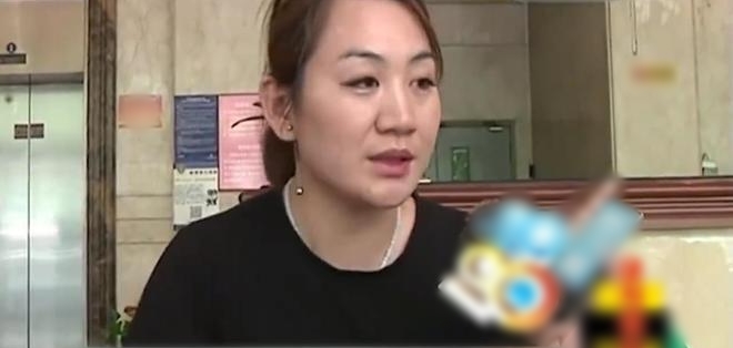 Mua 6 c&acirc;y v&agrave;ng chờ lập đỉnh th&igrave; đem đi b&aacute;n, người phụ nữ sốc nặng khi chủ tiệm kim ho&agrave;n từ chối thu lại: V&agrave;ng của c&ocirc; l&agrave; đồ giả!- Ảnh 1.