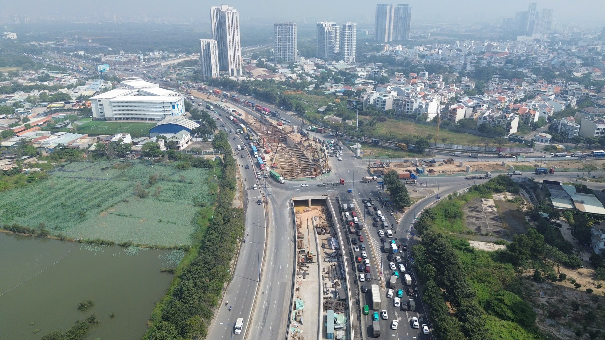 Nút giao thông An Phú và hạ tầng TP HCM ngày lễ 30 - 4 - Ảnh 1. Nút giao thông An Phú và hạ tầng TP HCM ngày lễ 30 - 4 - Ảnh 1.