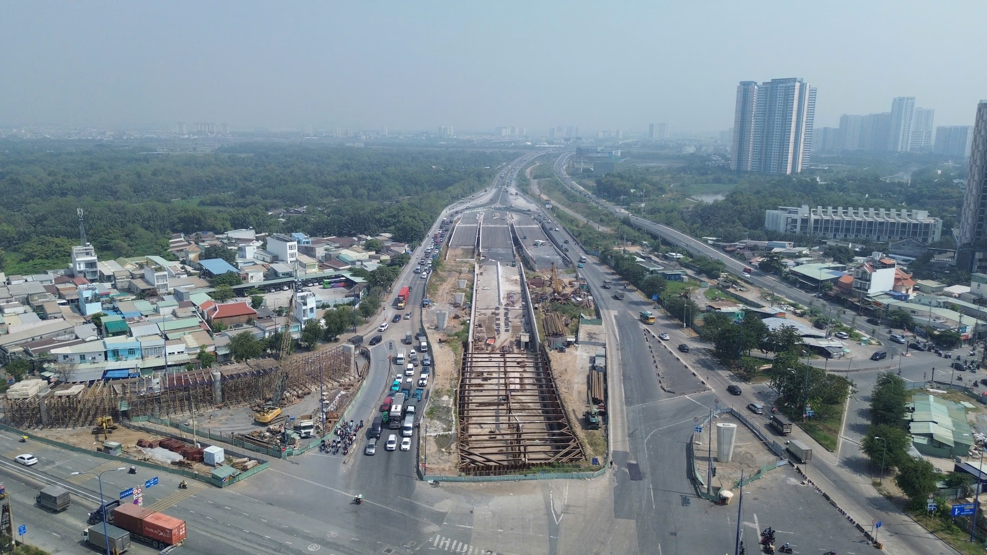 Nút giao thông An Phú và hạ tầng TP HCM ngày lễ 30 - 4 - Ảnh 8. Nút giao thông An Phú và hạ tầng TP HCM ngày lễ 30 - 4 - Ảnh 8.