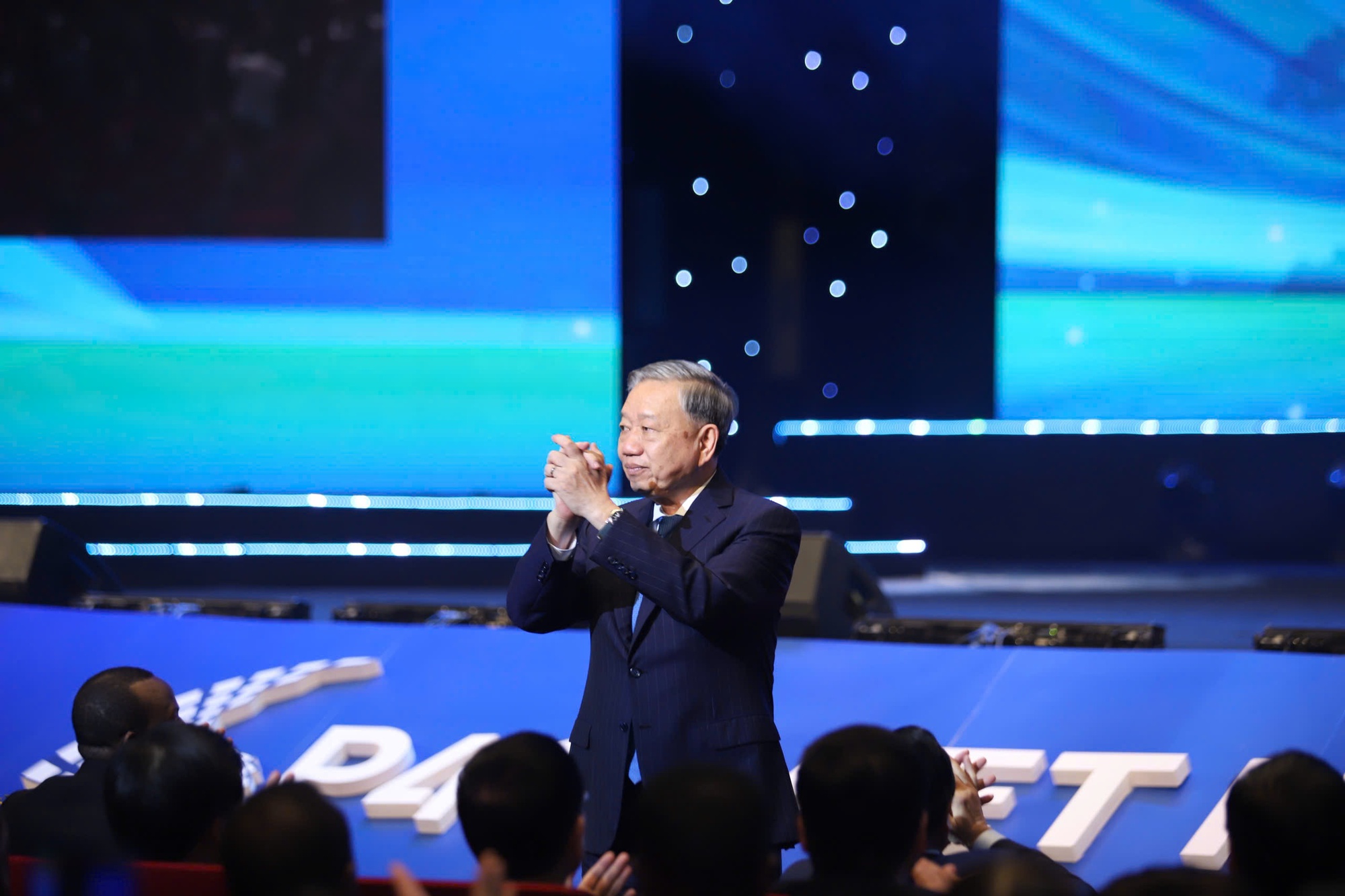 Tổng B&iacute; thư T&ocirc; L&acirc;m: Việt Nam cam kết h&agrave;nh động thực chất v&igrave; tăng trưởng xanh- Ảnh 4.