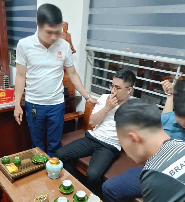 Gia đình Thiếu tá Nguyễn Đăng Khải nói gì khi nghe tin bắt nghi phạm Bùi Đình Khánh?- Ảnh 1.
