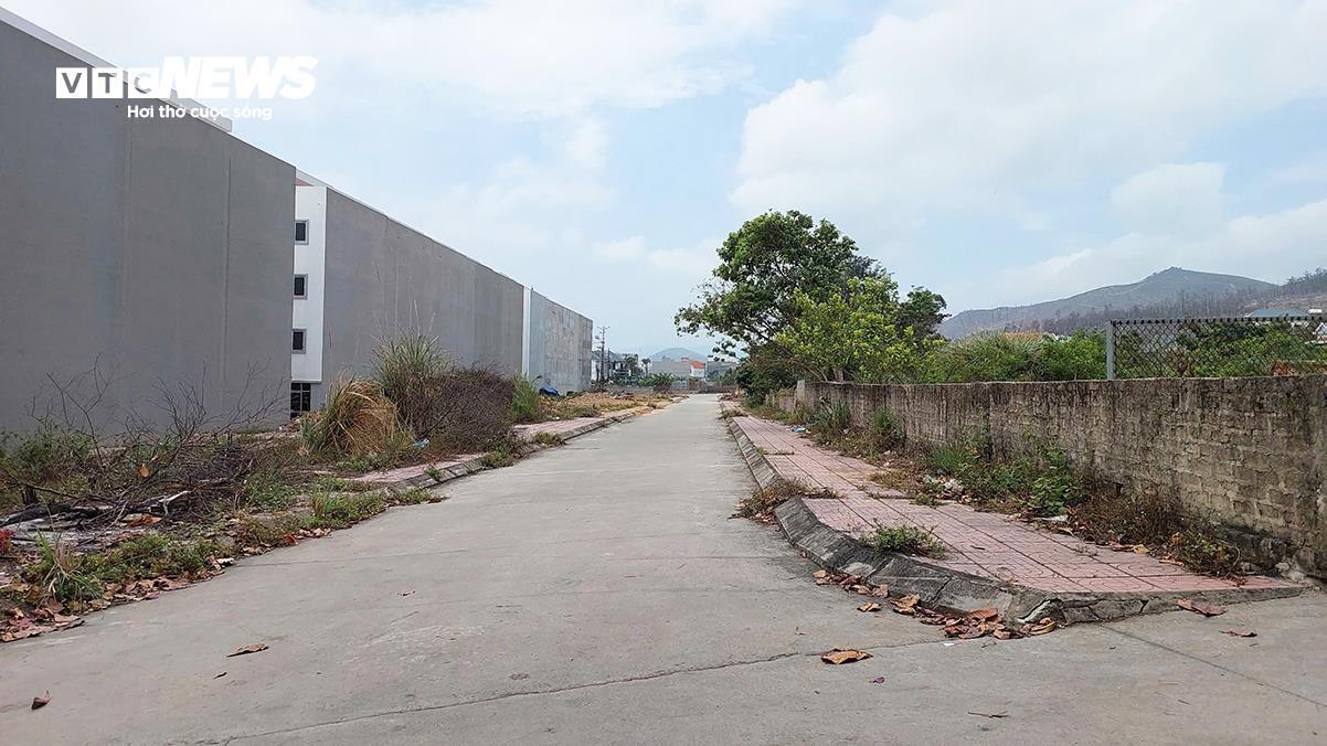 Hiện trường vụ án ma túy Quảng Ninh: Ô tô chứa súng , lựu đạn bị bỏ lại - Ảnh 9.