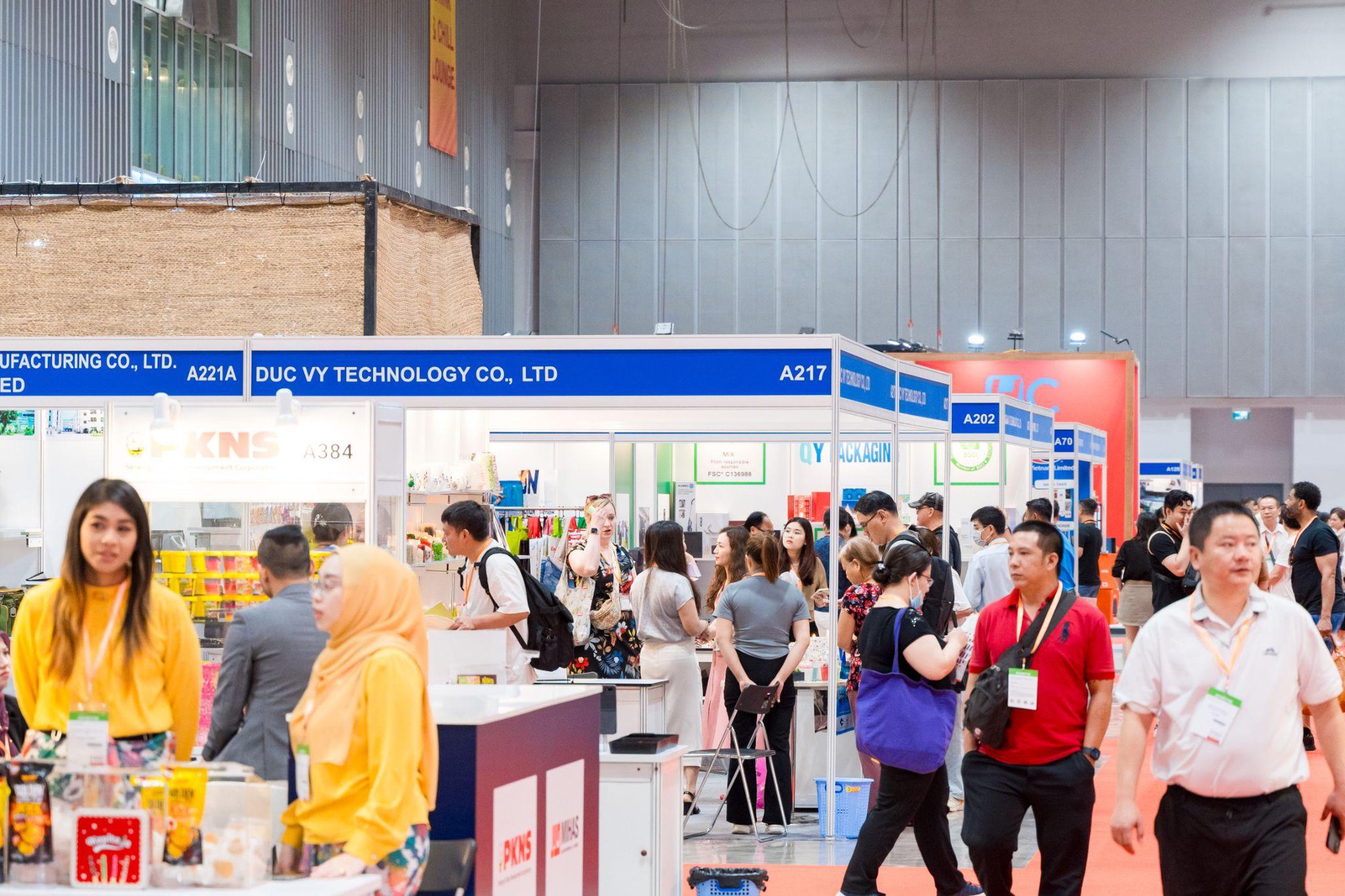 Gặp gỡ đối t&aacute;c kinh doanh tiềm năng từ Việt Nam & Ch&acirc;u &Aacute; tại triển l&atilde;m Global Sourcing Fair Việt Nam 2025 - Ảnh 1.