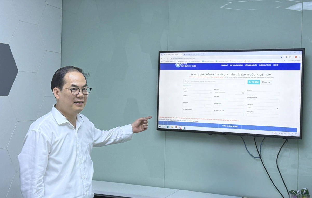 Chỉ một thao tác, biết ngay thuốc thật hay thuốc giả- Ảnh 1. Chỉ một thao tác, biết ngay thuốc thật hay thuốc giả- Ảnh 1.