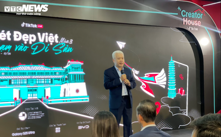 Giới trẻ 'đi tour' di sản bằng điện thoại: C&ocirc;ng nghệ th&uacute;c đẩy du lịch bền vững - Ảnh 2.