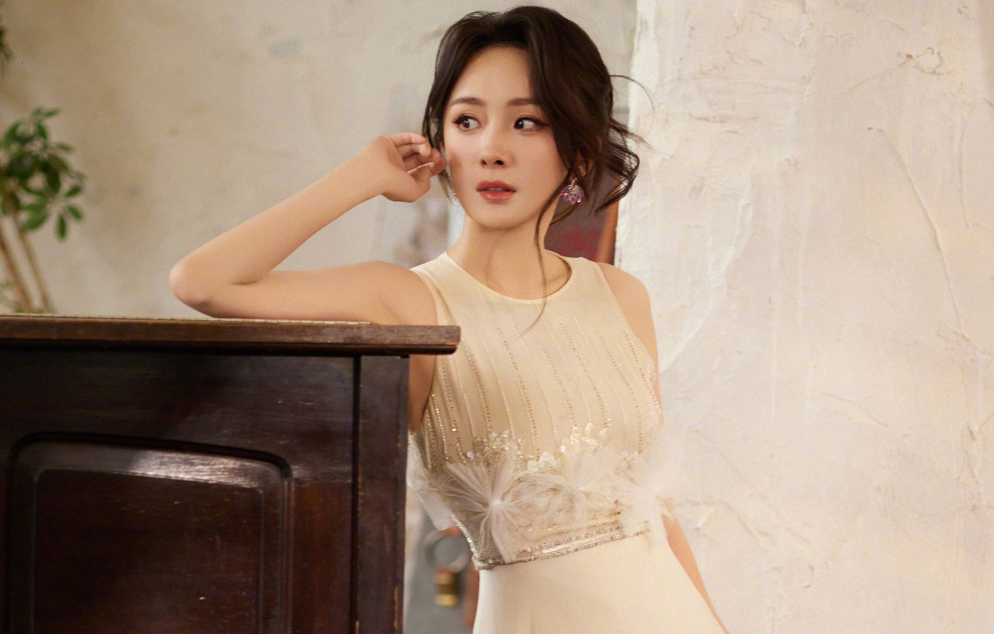 Minh tinh hạng A diễn dở tới mức đạo diễn phải quay lại 95%: "Ước gì tôi cho cô ta đóng vai câm" - Ảnh 3. Minh tinh hạng A diễn dở tới mức đạo diễn phải quay lại 95%: "Ước gì tôi cho cô ta đóng vai câm" - Ảnh 3.