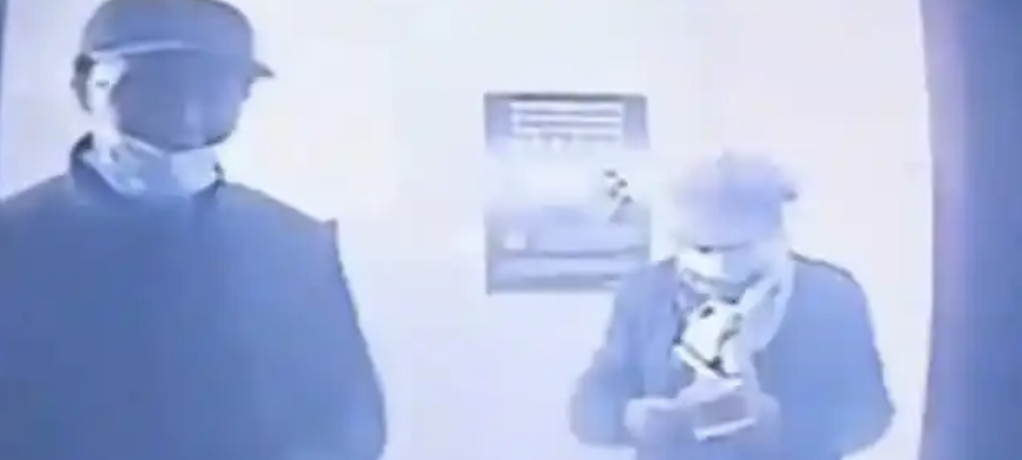 Cụ ông 89 tuổi mất tiền sau khi rút tại ATM: Cảnh báo lừa đảo tinh vi - Ảnh 3.