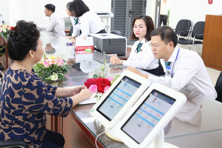 Bố tr&iacute; nh&agrave; c&ocirc;ng vụ v&agrave; phương tiện cho c&aacute;n bộ sau s&aacute;p nhập tỉnh - Ảnh 1.