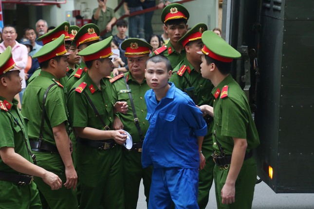 Dẫn giải 24 ' quái xế ' đua xe Gây tai nạn chết người đến tòa án Hà Nội - Ảnh 3.