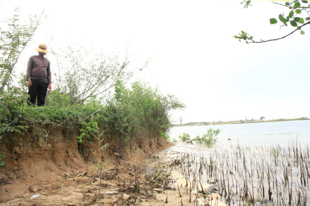 Pháp luật về khai thác cát trái phép trên sông Thạch Hãn: Thực trạng và giải pháp - Ảnh 4.