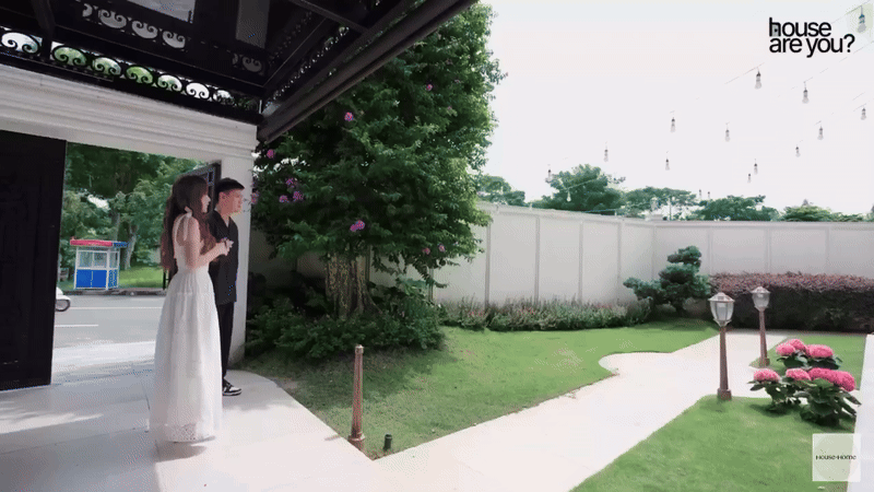 Cơ ngơi đẳng cấp của 2 phú bà hot nhất Chị Đẹp Đạp Gió: Người ở penthouse 300m², người ở lâu đài trắng 100 tỷ!- Ảnh 11. Cơ ngơi đẳng cấp của 2 phú bà hot nhất Chị Đẹp Đạp Gió: Người ở penthouse 300m², người ở lâu đài trắng 100 tỷ!- Ảnh 11.