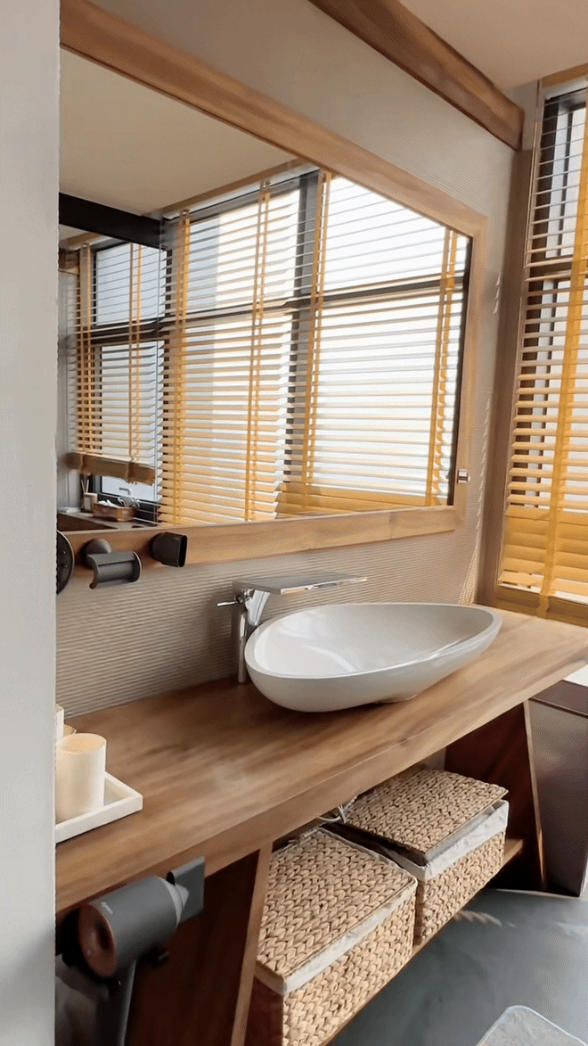 Cơ ngơi đẳng cấp của 2 phú bà hot nhất Chị Đẹp Đạp Gió: Người ở penthouse 300m², người ở lâu đài trắng 100 tỷ!- Ảnh 7. Cơ ngơi đẳng cấp của 2 phú bà hot nhất Chị Đẹp Đạp Gió: Người ở penthouse 300m², người ở lâu đài trắng 100 tỷ!- Ảnh 7.