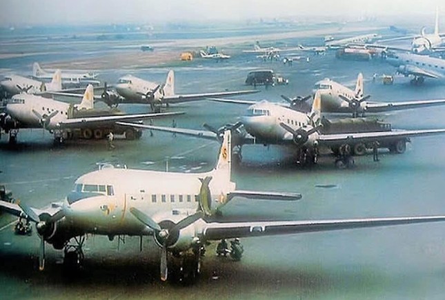 Tân Sơn Nhất - hành trình chuyển mình từ cứ điểm quân sự đến sân bay quốc tế - Ảnh 1.