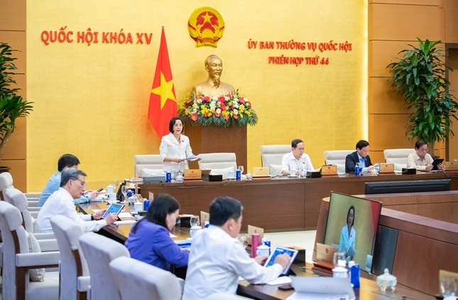 Uỷ ban Thường vụ Quốc hội xem xét rút ngắn nhiệm kỳ Quốc hội khóa XVI - Ảnh 2.