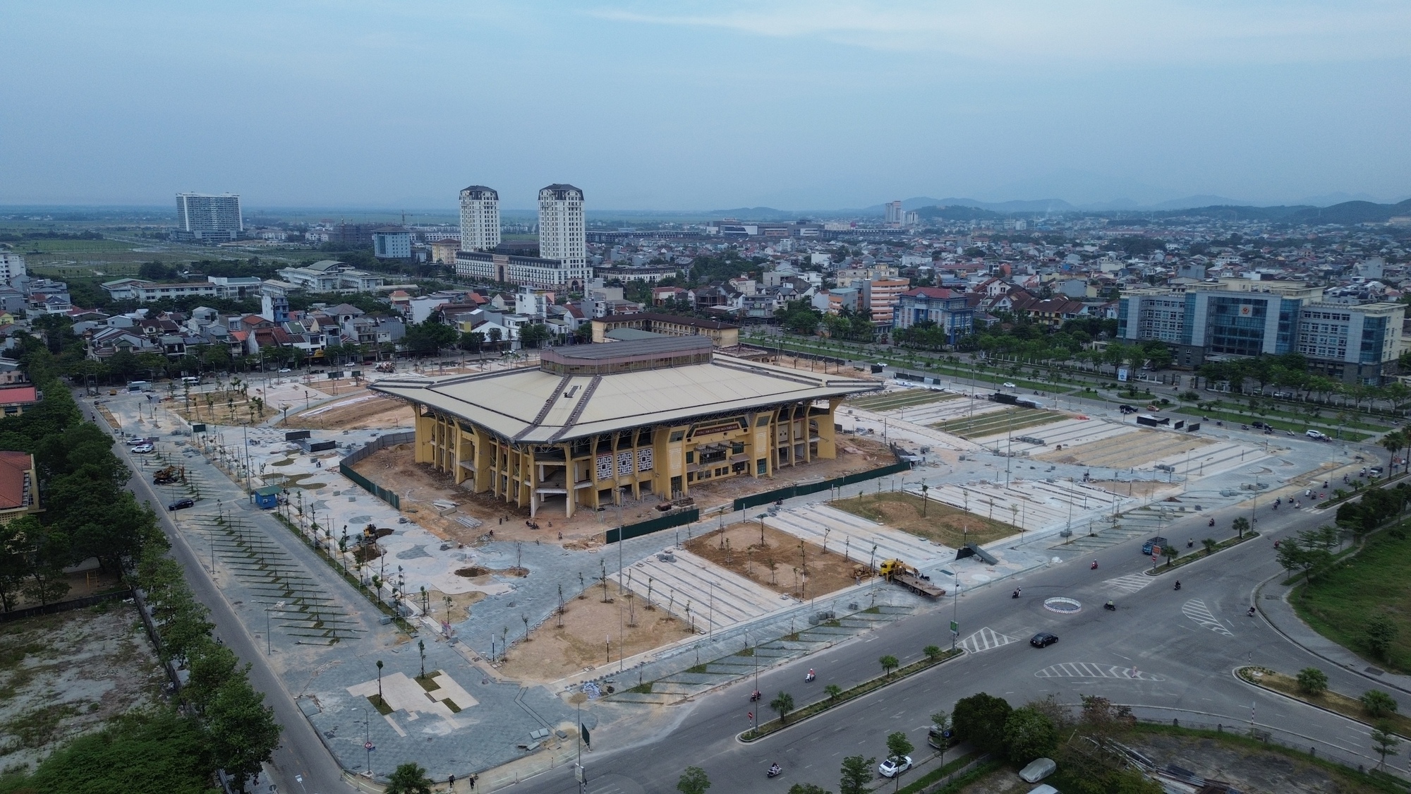 Tương lai khu đất &ldquo;v&agrave;ng&rdquo; nằm cạnh quảng trường trăm tỷ đang x&acirc;y dựng ở Huế- Ảnh 1.