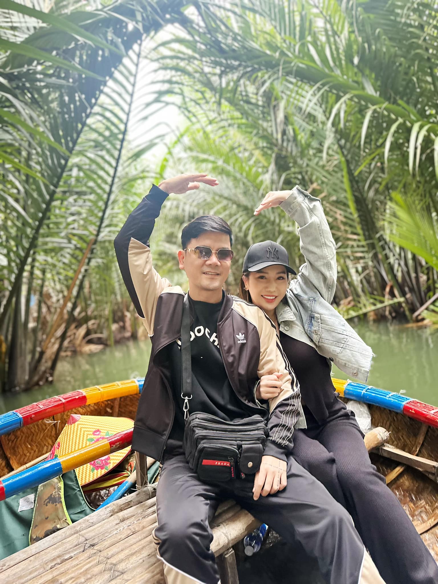 Được bố chồng giao tiệm vàng ở Hà Nội, 2 năm sau nàng dâu sợ hãi trả vội, lý do không ngờ - Ảnh 6.