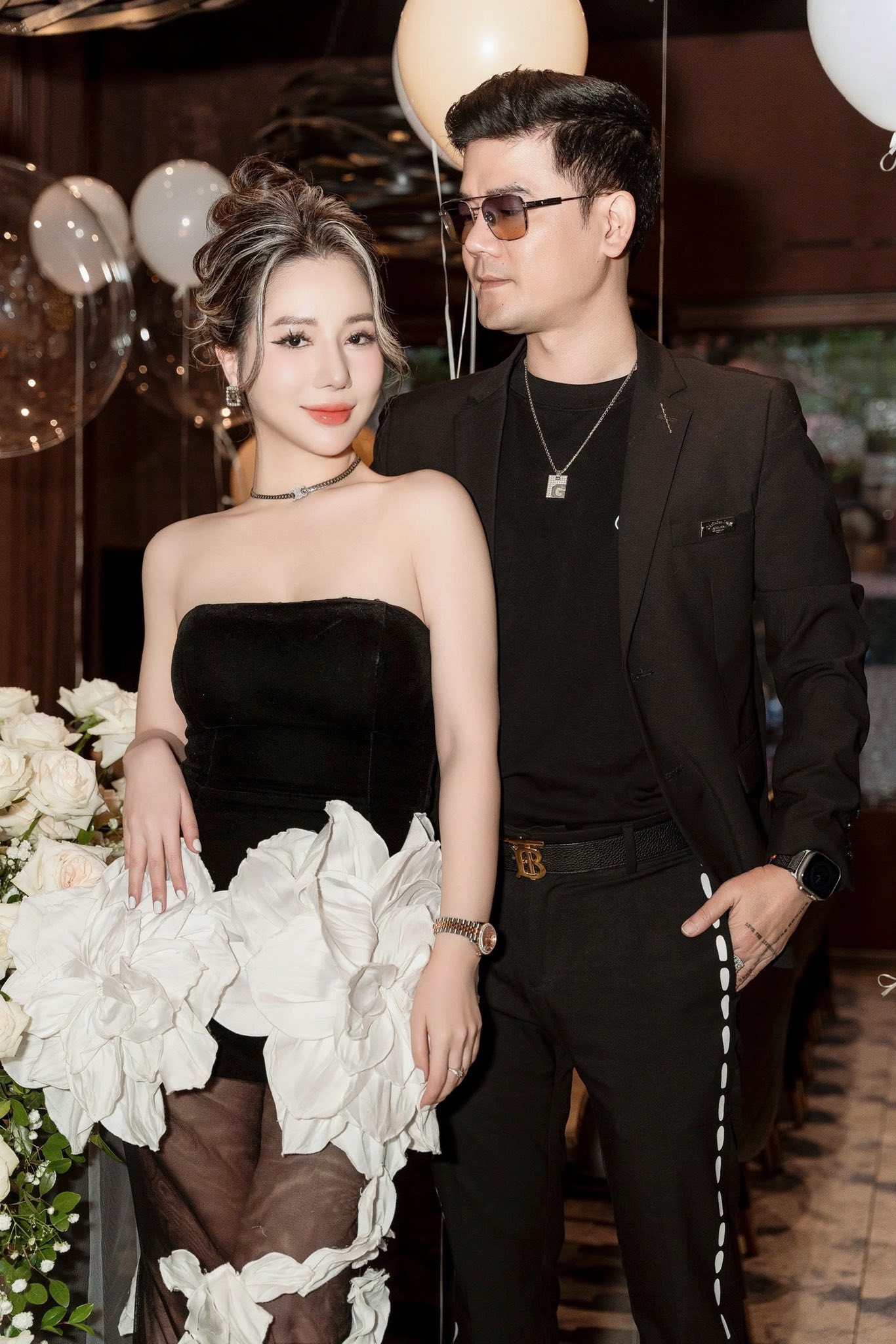 Được bố chồng giao tiệm vàng ở Hà Nội, 2 năm sau nàng dâu sợ hãi trả vội, lý do không ngờ - Ảnh 1.